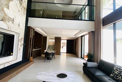 5 Bed Villa with En Suite at Jacaranda - 3