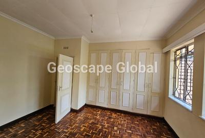 4 Bed House with En Suite in Gigiri - 4