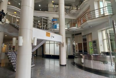 2,400 ft² Office with Service Charge Included at Timau Road