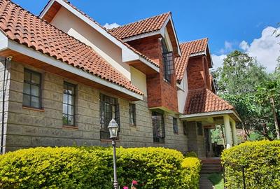 4 Bed Townhouse with En Suite in Lavington