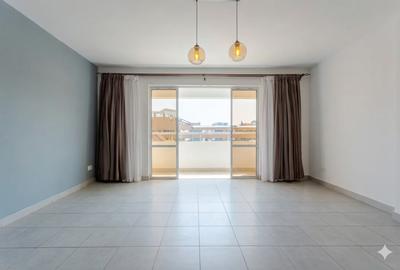 2 Bed Apartment with En Suite at Brookside Drive - 2