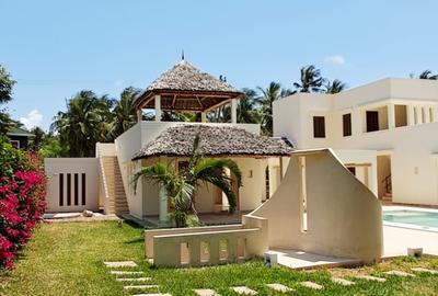 3 Bed Villa in Watamu - 3