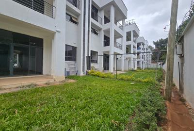 5 Bed Townhouse with En Suite in Lavington - 2