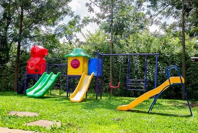 5 Bed Villa with En Suite at Karen Hady - 2