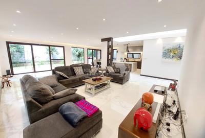 4 Bed Villa with En Suite in Kitisuru