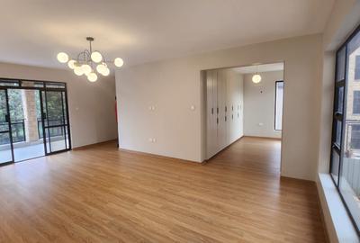 6 Bed House with En Suite in Karen - 4