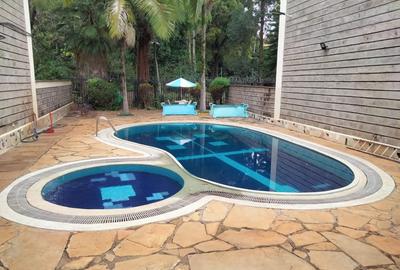 4 Bed House with En Suite in Spring Valley