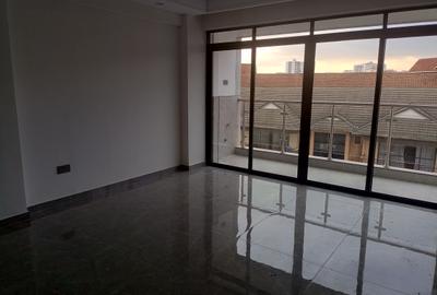 1 Bed Apartment with En Suite at Mandara Rd