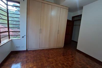 3 Bed Apartment with En Suite in Lavington - 3