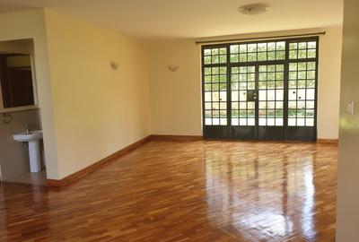 3 Bed House with En Suite in Kiambu Road