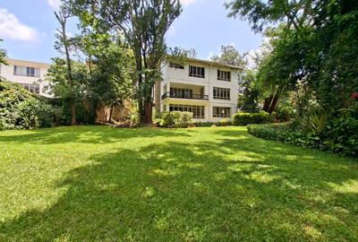 5 Bed House with En Suite in Gigiri - 2