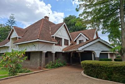 4 Bed House with En Suite at Off Glory Rd - 4