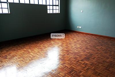 4 Bed Apartment with En Suite in Kilimani