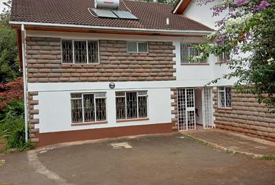 4 Bed House with Garden at Kyuna