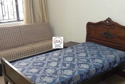 3 Bed Townhouse with En Suite at Lavington - 4