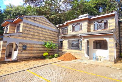 4 Bed Townhouse with En Suite at Lavington Road