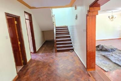 4 Bed Townhouse with En Suite in Lavington - 4
