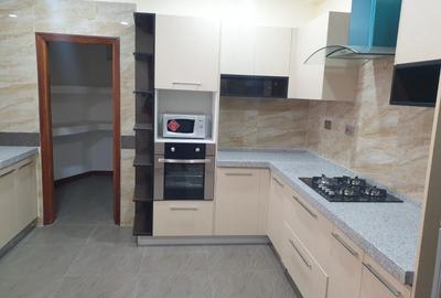Furnished 3 Bed Apartment with En Suite in Lavington