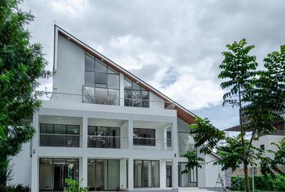 5 Bed Villa with En Suite in Karen