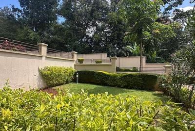 5 Bed Townhouse with En Suite at Lavington Green - 2