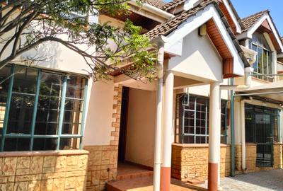 4 Bed Townhouse with En Suite in Lavington