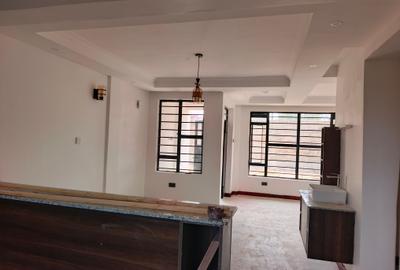 4 Bed Townhouse with En Suite at Veterinary Centre - 2