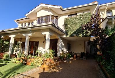 4 Bed Townhouse with En Suite in Westlands Area - 3