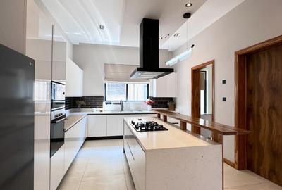 4 Bed House with En Suite in Loresho - 3