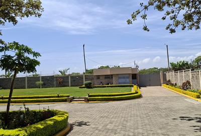 7 Bed House with En Suite in Runda - 4