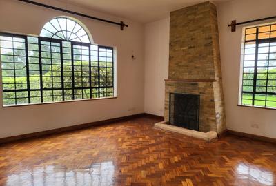 5 Bed Townhouse with En Suite at Kitisuru - 4