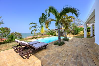 3 Bed Villa with En Suite at Mandharini - 2