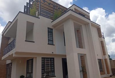 4 Bed Townhouse with En Suite in Ongata Rongai - 2