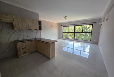 1 Bed Apartment with En Suite in Brookside - 2