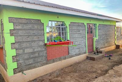 3 Bed House with En Suite in Kamangu