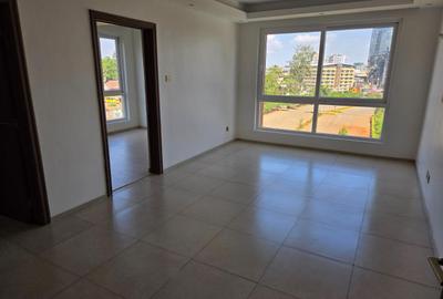 2 Bed Apartment with En Suite in Westlands Area - 2