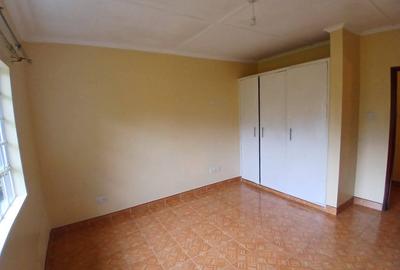 2 Bed House with En Suite in Karen - 4