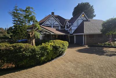 4 Bed House with En Suite in Runda - 2