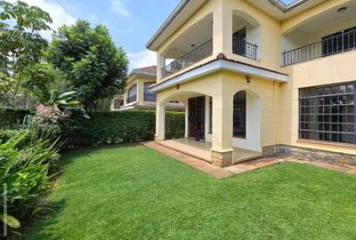 4 Bed Townhouse with En Suite in Lavington