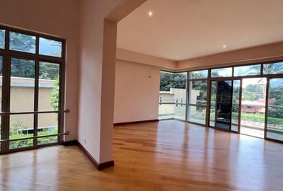 5 Bed Villa with En Suite in Karen