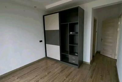 2 Bed Apartment with En Suite at Lavington - 4