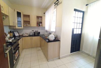 Serviced 2 Bed Apartment with Borehole in Ruaka