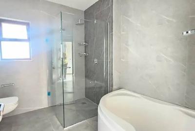 3 Bed Apartment with En Suite in Kileleshwa - 2