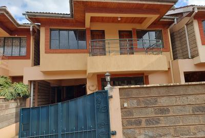 5 Bed Townhouse with En Suite at Lavington Green