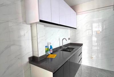 2 Bed Apartment with En Suite at Othaya Road - 4