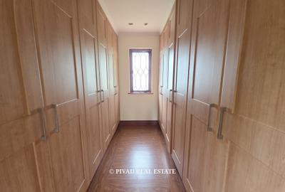 5 Bed House with Garden in Gigiri - 4