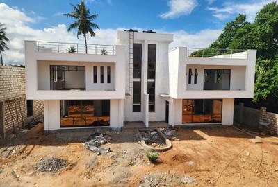 Serviced 4 Bed Apartment with En Suite at Mtwapa