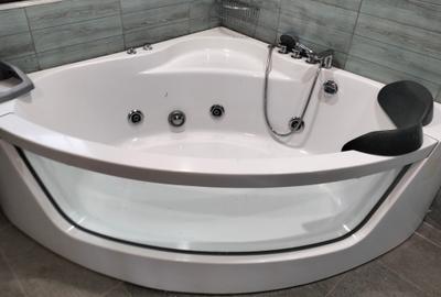 7 Bed House with En Suite in Kyuna