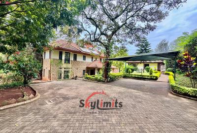 5 Bed Townhouse with En Suite in Rosslyn - 2