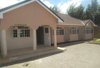 4 Bed House with En Suite in Ngong