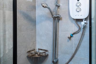 Serviced 1 Bed Apartment with Gym at 23 West Lands Road - 2